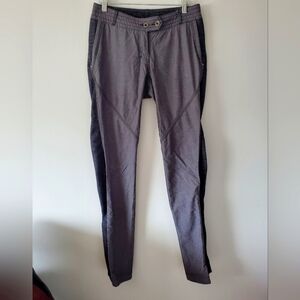 LuluLemon  athletica pants with stretchy spandex sides size 6